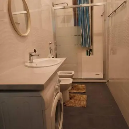 Homestay Private In A Quiet In The City Center Milan